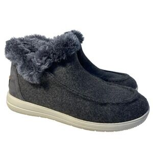 Makalu California Grey Faux Fur Lined Ankle Boots Women's Size 6 Slip On Cozy